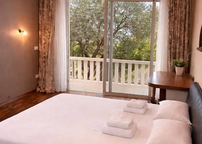 Hébergement de vacances Seaside Family Friendly House With A Swimming Pool Sutivan, Brac - 25260 *