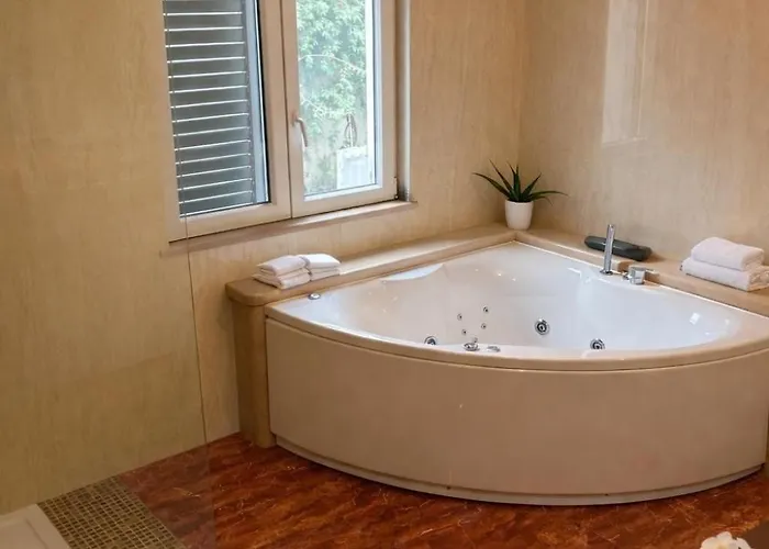 Seaside Family Friendly House With A Swimming Pool Sutivan, Brac - 25260 * Sutivan